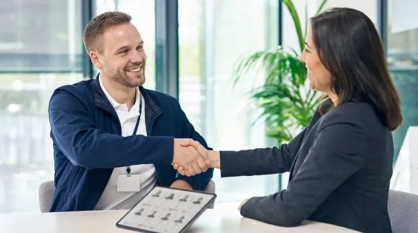 25 aktive Unternehmen in vier Wochen.